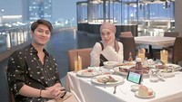 Agar hubungan tetap mesra, Lesti dan Rizky sering makan malam ala fine dining yang romantis. Foto: Instagram/YT Leslar Entertaiment