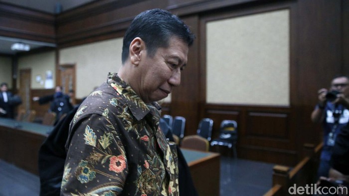 Mantan Direktur Utama PT Jasamarga Jalan Layang Cikampek (JJC) Djoko Dwijono divonis 3 tahun penjara. Djoko terbukti korupsi proyek Tol Layang MBZ.
