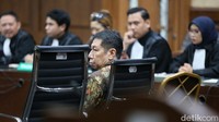 Mantan Direktur Utama PT Jasamarga Jalan Layang Cikampek (JJC) Djoko Dwijono divonis 3 tahun penjara.  