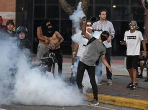 Demo Tolak Maduro Menang Pilpres Venezuela Pecah, Gas Air Mata Ditembakkan