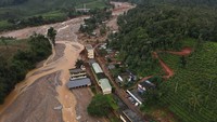 Dilansir AFP, Rabu (31/7/2024) Tanah longsor di India ini dipicu hujan monsun yang deras melanda perkebunan teh.  REUTERS/Francis Mascarenhas