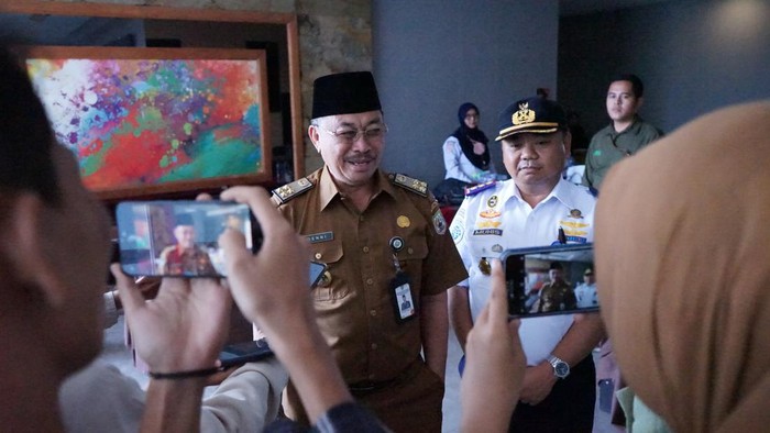 Asisten II Setda Provinsi Bengkulu Bidang Perekonomian dan Pembangunan, Raden Ahmad Denni