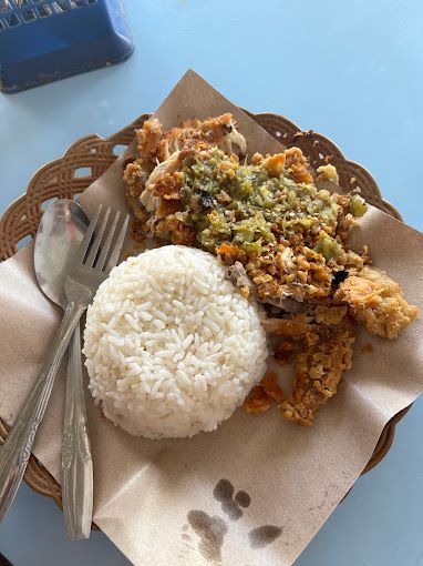 ayam geprek di yogyakarta