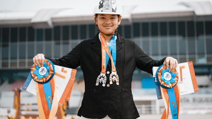 Atlet berkuda junior asal Sumatera Utara Brandon Toa unjuk gigi saat memenangi Kejuaraan Berkuda Indonesian Horse Lovers (IHL) Festival.