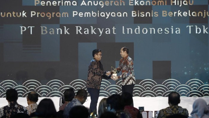 BRI terima penghargaan Anugerah Ekonomi Hijau