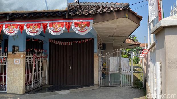 Daycare di Harjamukti, Depok terlihat dalam kondisi tutup. Daycare ini menjadi lokasi balita 2 tahun diduga dianiaya.
