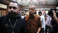 Emirsyah Satar juga dihukum membayar uang pengganti USD 86.367.019 atau setara Rp 1,4 triliun.
