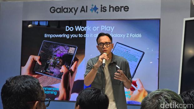 Ilham Indrawan, Mobile Experience Product Marketing Samsung Electronic Indonesia