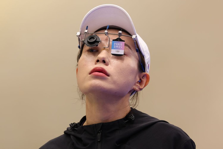 CHATEAUROUX, FRANCE - JULY 28: Kim Yeji of Team Republic of Korea shoots during the Womens 10m Air Pistol Final on day two of the Olympic Games Paris 2024 at Chateauroux Shooting Centre on July 28, 2024 in Chateauroux, France. (Photo by Charles McQuillan/Getty Images)