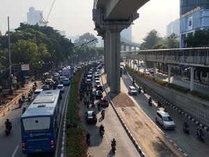 Lalin Jl Rasuna Said Macet Imbas Proyek Galian
