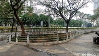Ia juga mengingat masa sebelum pandemi Covid-19 dan sekarang ini berbeda. Kala itu Purnama menuturkan lebih banyak lagi masyarakat yang berkunjung ke River Walk Epicentrum ini.  