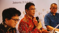 Direktur Eksekutif Hukum LPS Ary Zulfikar, Ketua Dewan Komisioner LPS Purbaya Yudhi Sadewa, Direktur Jenderal Administrasi Hukum Umum Kemenkumham Cahyo Rahadian Muhzar, dan wakil pemerintah memberikan keterangan pers di Jakarta, Rabu (31/7/2024).