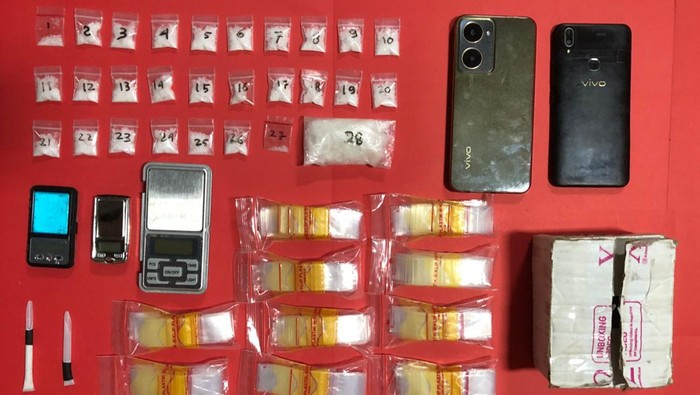 Paket sabu yang disita dari pengedar di Babat Lamongan
