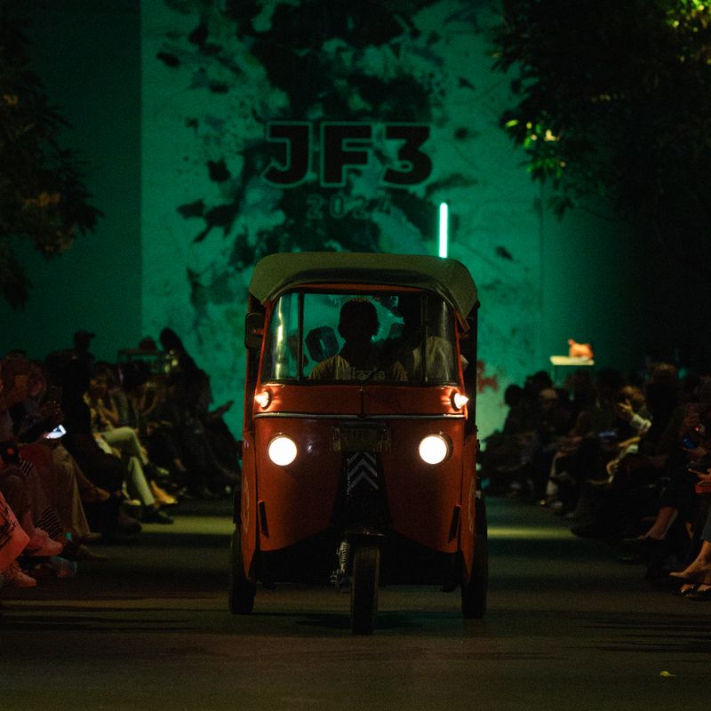 Pasar Malam Persembahan Lakon Indonesia di JF3 Fashion Festival 2024 Pasar Malam Persembahan Lakon Indonesia di JF3 Fashion Festival 2024