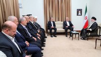 Pemimpin Hamas Ismail Haniyeh tewas dalam sebuah serangan saat berada di wilayah Iran pada Rabu (31/7) waktu setempat. Kematian Haniyeh yang merupakan pemimpin biro politik Hamas ini dikonfirmasi oleh kelompok Hamas sendiri dan Garda Revolusi Iran.  