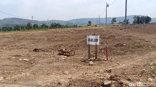 Penampakan lahan relokasi Dusun Kedungglatik yang tergusur Bendungan Jragung, Kabupaten Semarang, Rabu (31/7/2024).