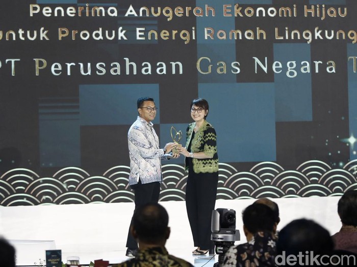 PGN Terima Anugerah Ekonomi Hijau