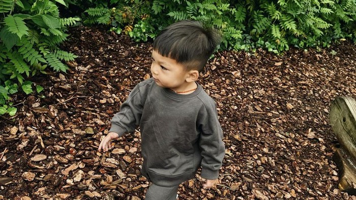 Potret Anak Citra Kirana dan Nikita Willy Vaksin Polio