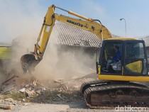 Ungkapan Syukur Dian Usai Warem Goa Macan Cirebon Dibongkar