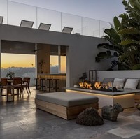 Desain rumah tersebut layaknya hotel bintang lima, bergaya ultra-kontemporer yang dicampurkan dengan konsep minimalis Jepang. Foto: dok. theqoo