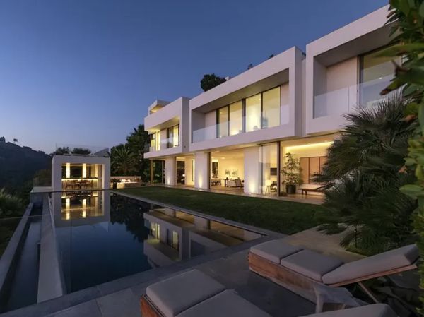 Foto: Rumah Bos HYBE Senilai Rp 430 M di Los Angeles, Fasilitas Super Mewah