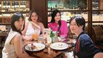 Sebelum Melahirkan Anak Kedua, Tengku Dewi Putri Hobi Makan di Resto