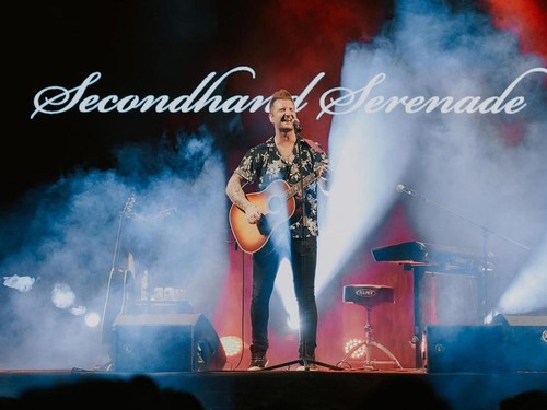 Secondhand Serenade. (Ig @secondhandjohn)