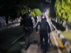 Belum Terang Duduk Perkara Bentrok Polisi Vs Brimob di Tual Maluku