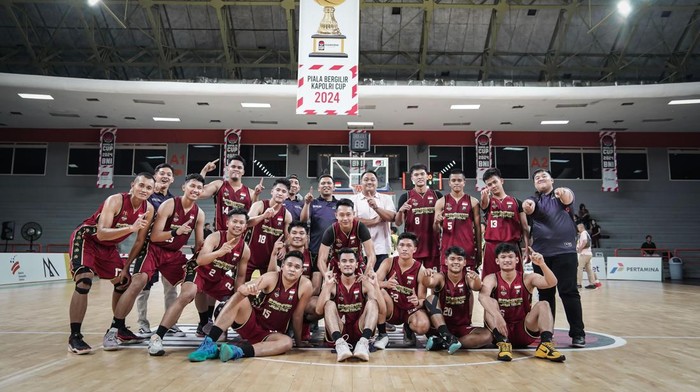 Tim basket Semeru Polda Jatim