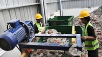 TPST dengan luas 6.000 meter persegi tersebut direncanakan dapat mengolah 50 ton sampah per hari menjadi bahan bakar alternatif RDF dan MDU (Material Daur Ulang).  