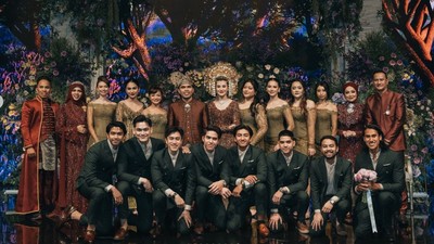 7 Inspirasi Gaya Bridesmaid dari Pernikahan Aaliyah-Thariq, Menawan Berkebaya