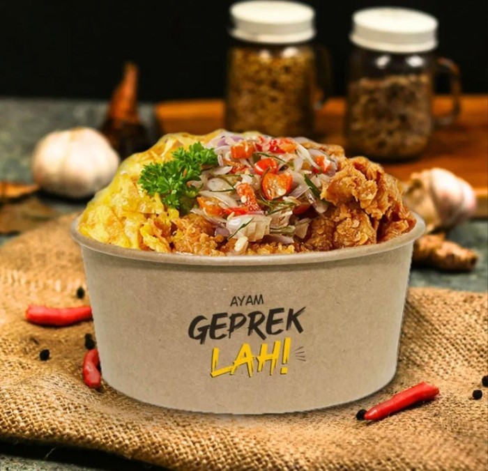 Mantap Gurihnya! 5 Ayam Geprek  Rating Tinggi di Aplikasi Ojol