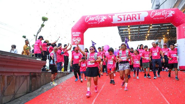 Charity Fun Run Yogyakarta Sukses Digelar Charity Fun Run yang kedua sukses digelar pada 28 Juli 2024 di Yogyakarta. Jumlah peserta mencapai 1.000 pelari.