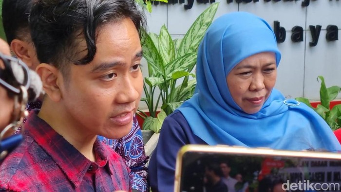 gibran rakabuming di surabaya