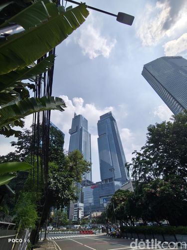 Hasil foto Poco F6