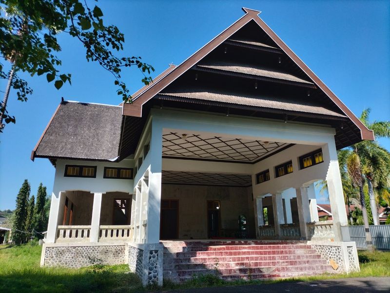 Istana Bala Puti, Istana Sultan Muhammad Kaharuddin III, Sumbawam, NTB. (kesultanansumbawa.id)