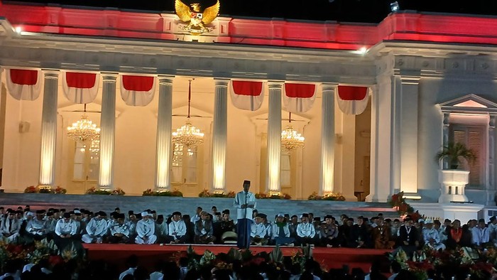 Refleksi Akhir Masa Jabatan: Jokowi Minta Maaf Melalui Zikir Kebangsaan