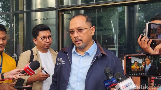 Awang Faroek Tutup Usia, Kasus Dihentikan KPK
