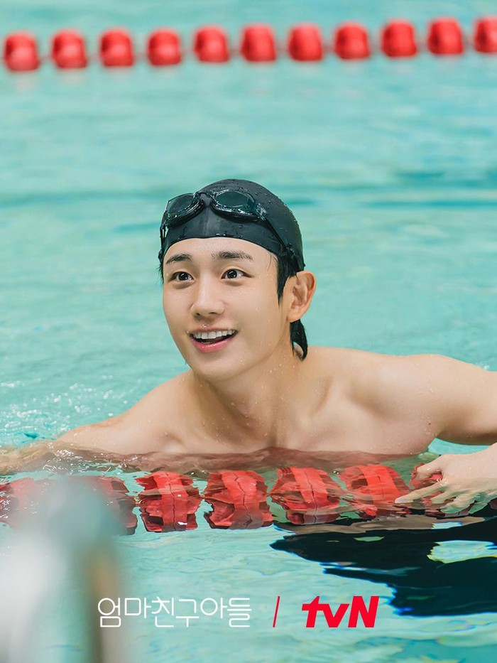 Jung Hae In Jung Hae In di drakor Love Next Door.