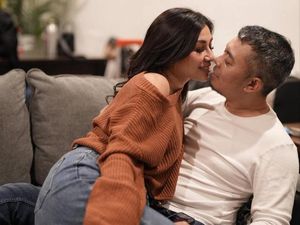 Berita Terpopuler Sepekan: Syahrini Melahirkan, Nisya Adik Raffi Ahmad Gugat Cerai