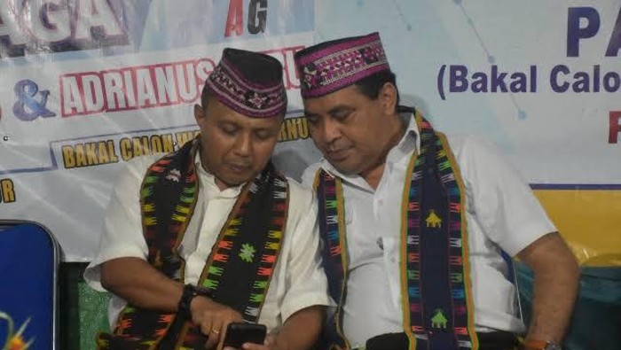 Pasangan bakal calon gubernur dan wakil gubernur Nusa Tenggara Timur (NTT) Brigjen TNI Simon Petrus Kamlasi-Adrianus Garu (SIAGA)