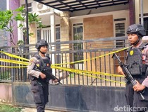 Densus 88 Periksa Keluarga Terduga Teroris Kota Batu