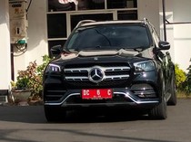 Heboh Plt Sekda Polman Pakai Mercy GLS Class, Mobil Dinas Sebelumnya Pajero Sport