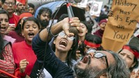 Perdana Menteri (PM) Sheikh Hasina telah meminta komunitas agama di seluruh negeri untuk mendoakan para korban dan mereka yang terluka dalam protes tersebut, menurut Sekretaris Kabinet Mahbub Hossain, yang membuat pengumuman tersebut pada hari Senin (29/7).
