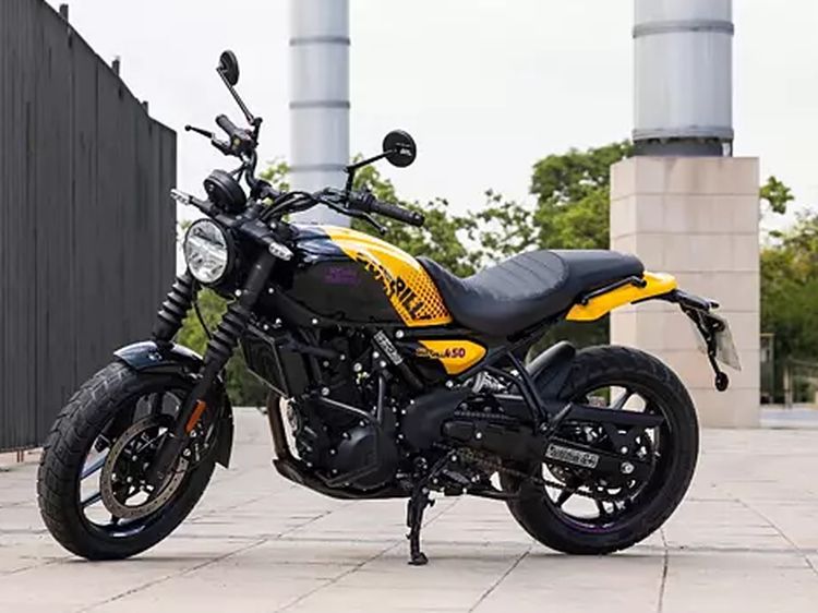 Tampang Royal Enfield Guerrilla 450, Moge Murah India Seharga Rp 46 Juta