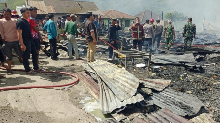 Rumah di Aceh Tengah yang terbakar