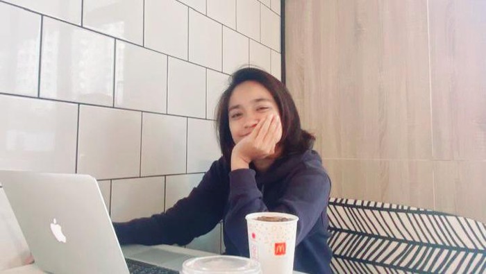 Sely Marisa pelaku jastip tiket konser dan pertandingan olahraga