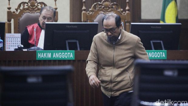 Terdakwa kasus suap dan gratifikasi pengurusan perkara di Mahkamah Agung Gazalba Saleh menjalani sidang lanjutan di Pengadilan Tipikor, Jakarta, Kamis (1/8/2024). Hakim Agung nonaktif itu menjalani sidang lanjutan beragenda pemeriksaan saksi dengan manghadirkan 2 orang dari perusahaan money changer (penukaran mata uang asing).