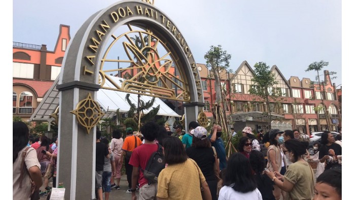 Taman Doa di PIK 2.