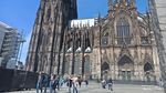 Menyaksikan Kemegahan Dom Zu Koln Sekaligus Kulineran